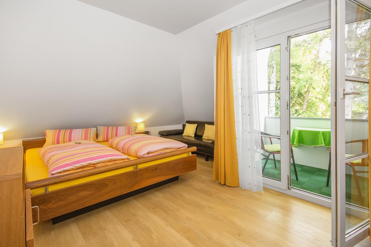 Apart Hotel Stadtgarten Uberlingen Buitenkant foto
