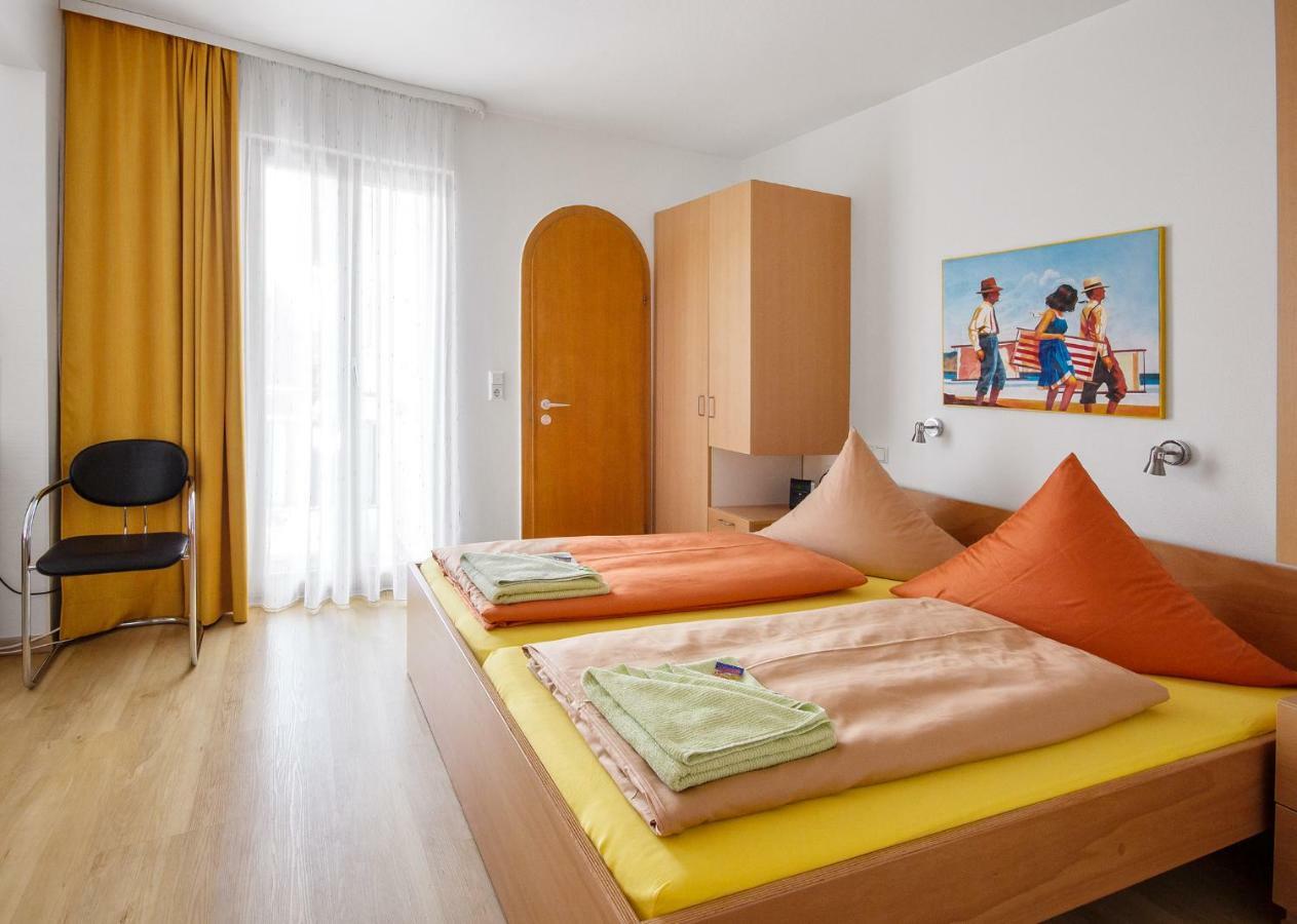 Apart Hotel Stadtgarten Uberlingen Buitenkant foto